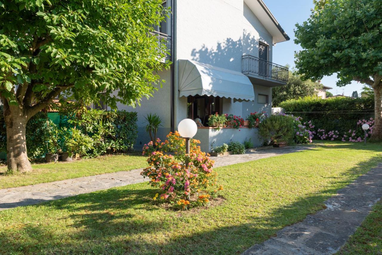 Apartment Holiday Versilia Камайоре Екстер'єр фото