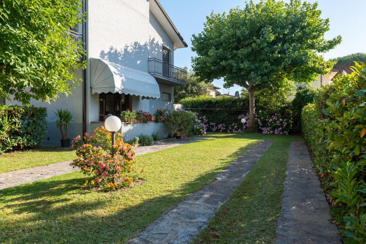 Apartment Holiday Versilia Камайоре Екстер'єр фото
