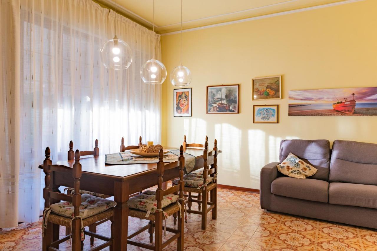 Apartment Holiday Versilia Камайоре Екстер'єр фото